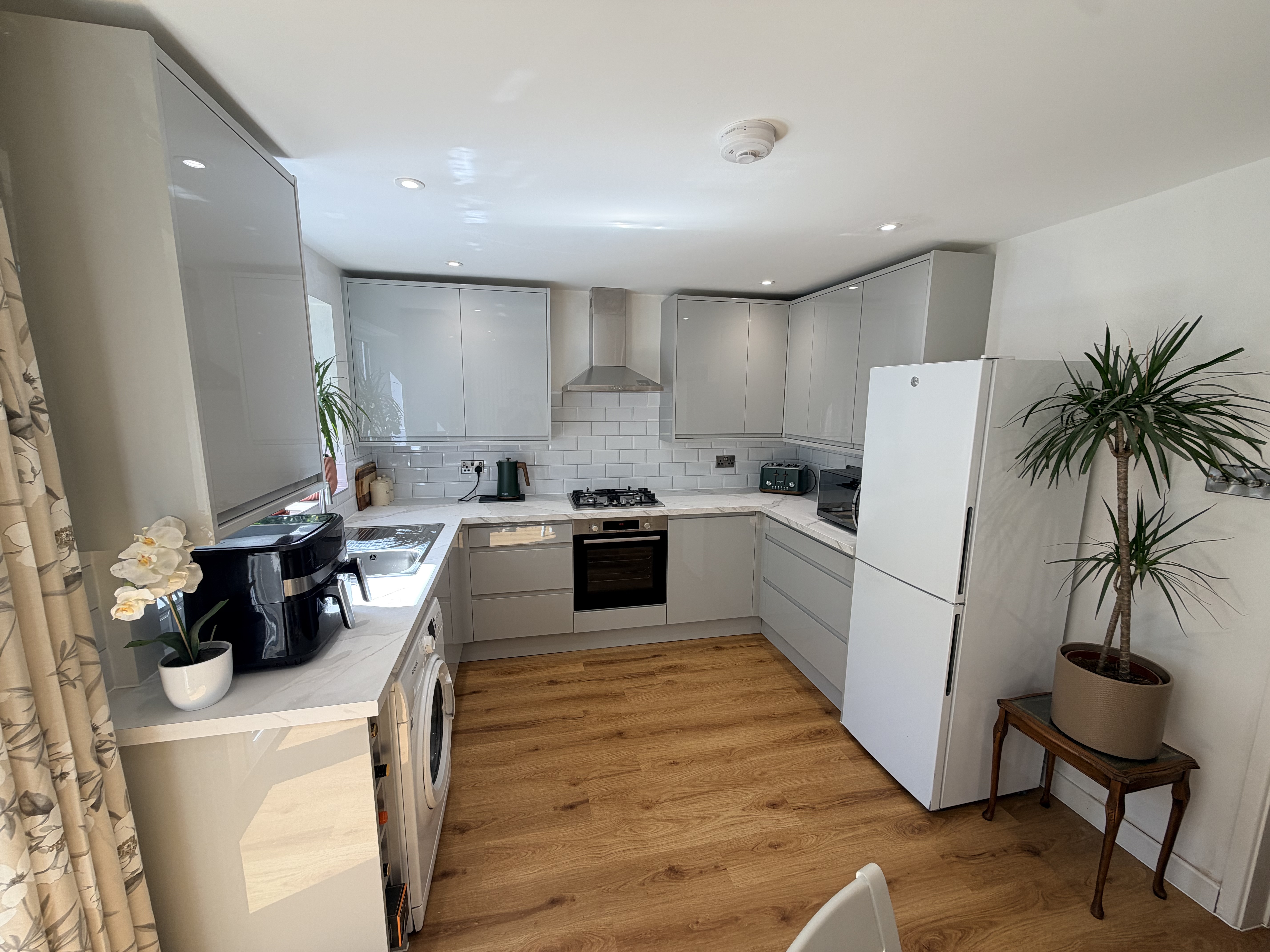 Contemporary Grey Kitchen